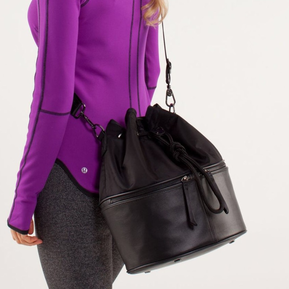 Lululemon Method Bag *rare*